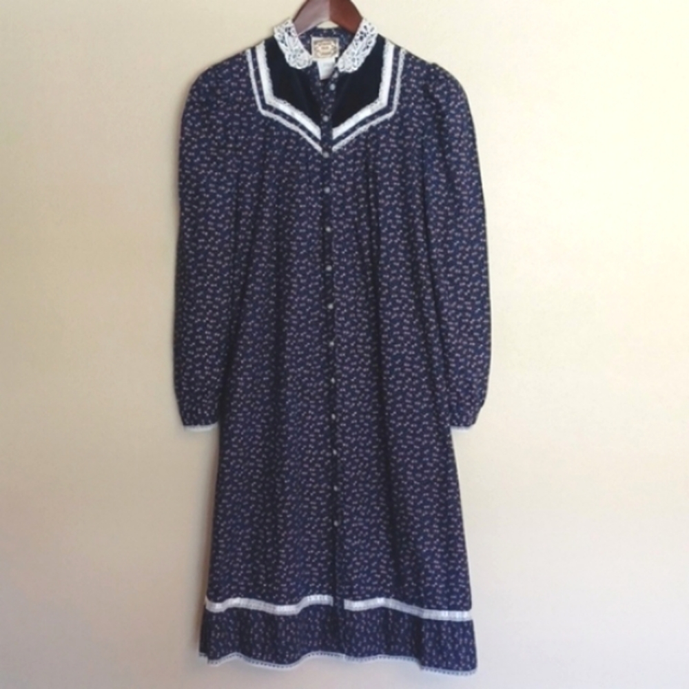 Vintage 70s Gunne Sax by Jessica Prairie Dress SZ 7 Calico Floral Prairie Navy